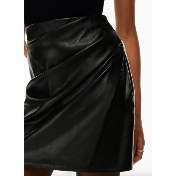 Aritizia Wilfred Angie Skirt Black - Picture 4 of 12